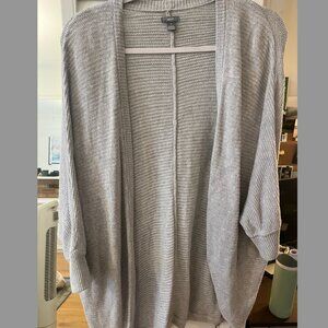 Aerie flowy grey cardigan